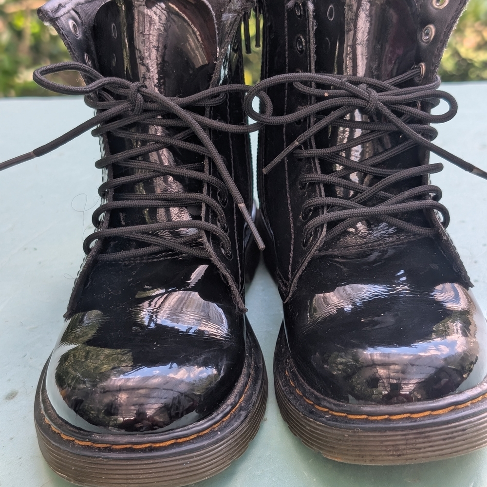 Dr. Martens Shiny Black Kids Boots
